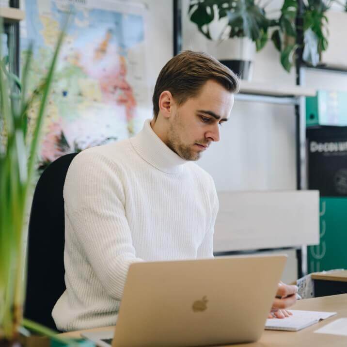 seo specialist leroy van den enden westland dataclicks